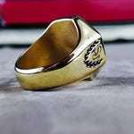 Load image into Gallery viewer, Unique men’s octagonal university ring, blending tradition and modern craftsmanship. Ideal for alumni and graduates.