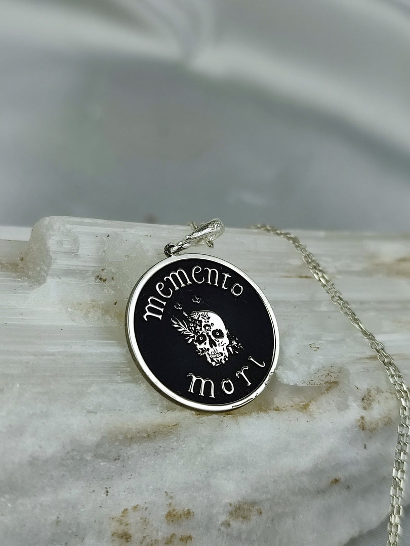 memento mori necklace, memento mori ring, memento mori, skull necklace, memento mori pendant, skull pendant, amor fati pendant, memento mori