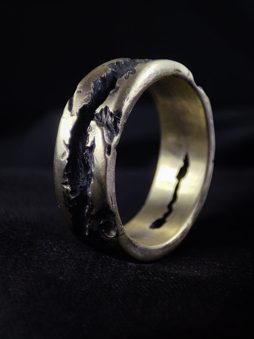 Gold-filled rustic ring with a beautifully aged finish, blending elegance with a rustic charm.