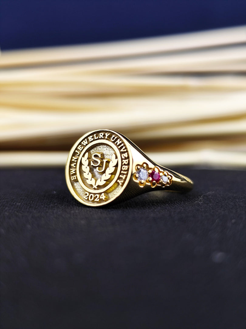Elegant gold-plated women’s signet ring, crafted with a minimalist style. Ideal as a keepsake for academic accomplishments.