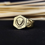 Load image into Gallery viewer, Personalized Graduation Signet for University, College or High School