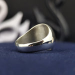 Load image into Gallery viewer, Elegant men’s ring engraved with a family crest, available in gold or silver. This coat of arms ring represents heritage and personal history, adding depth to any jewelry collection.