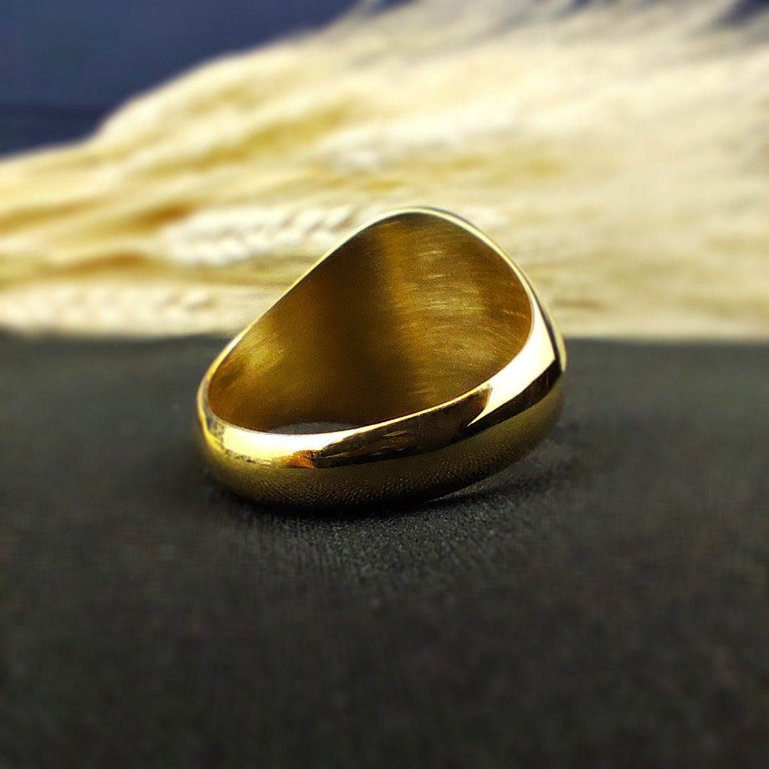 Religious ring featuring the image of Mother Mary in silver, perfect for daily wear or religious ceremonies.