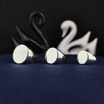 Load image into Gallery viewer, Blank oval silver ring, perfect for custom engraving. This minimalist ring is ideal for creating a personalized signet or unique statement piece.