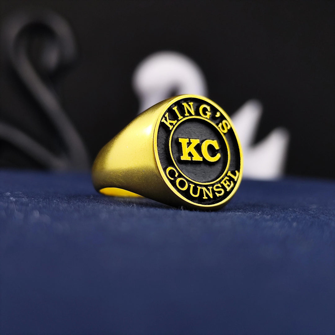 Handmade custom name ring with both first and last name engraving, crafted to mark special memories. This ring is available in gold and silver, perfect for gifting and wearing daily.