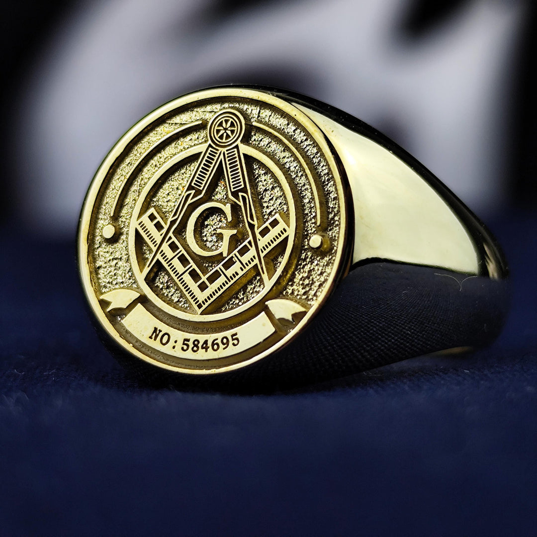Gold-filled Freemason ring with custom engraving, designed for Masonic ceremonies and gifts.