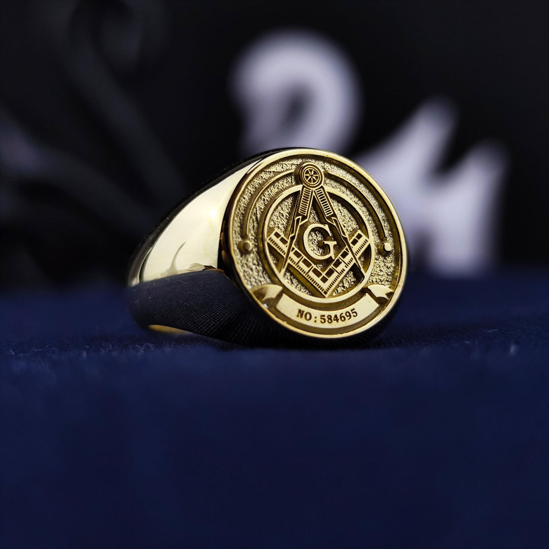 Gold-filled Mason ring, ideal for Freemason members looking for a personalized and meaningful piece.
