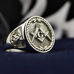 Load image into Gallery viewer, Gold-filled Masonic ring with the square and compass symbol, designed for dedicated Freemasons.