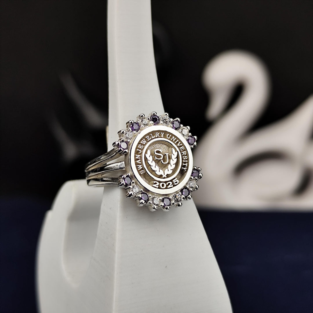 Women’s academic signet ring with a stunning combination of purple and white stones, blending elegance and tradition. Ideal for daily wear or special occasions.