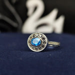 Load image into Gallery viewer, Luxurious women’s stone ring featuring a sleek and sophisticated design. Ideal for daily wear or formal events, adding a touch of elegance.