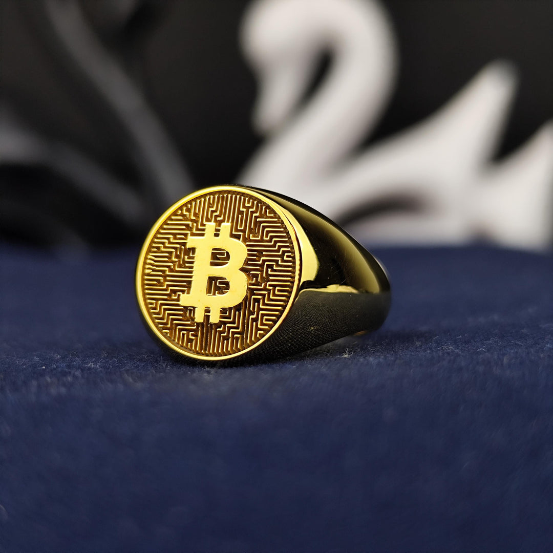 Stylish blockchain-inspired Bitcoin ring, crafted in gold for those who embrace digital finance. A perfect gift for cryptocurrency investors and enthusiasts.