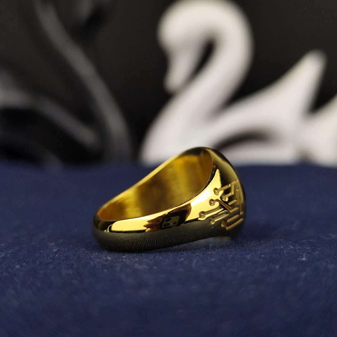 Sleek Bitcoin signet ring with a refined gold finish, offering a stylish way to celebrate crypto success and blockchain innovation.