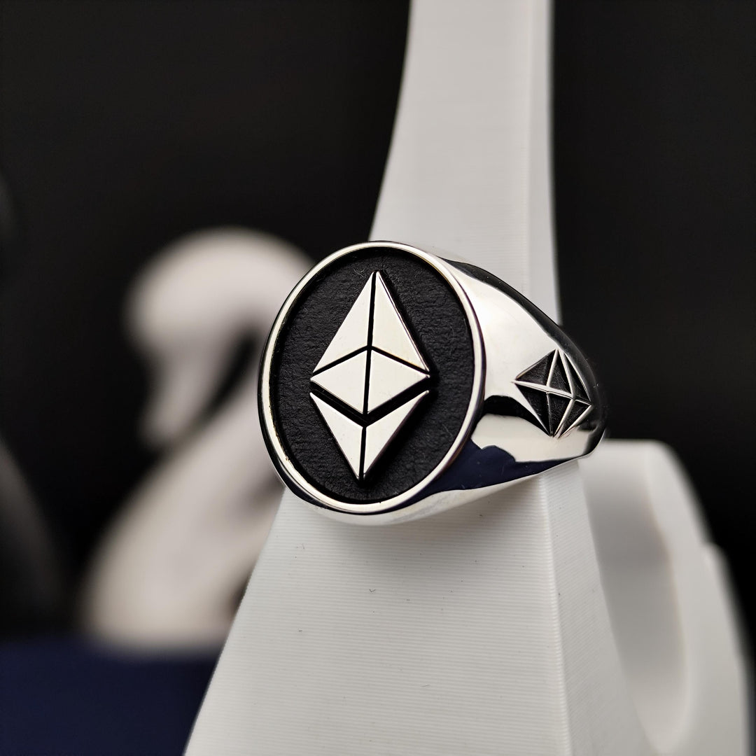 Crypto-inspired silver Ethereum ring with a bold yet minimalist design, making it a versatile and trendy accessory for blockchain professionals and enthusiasts.