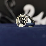 Load image into Gallery viewer, This beautifully crafted monogram ring features a two-letter initial design, making it a unique and personal piece. Made from high-quality silver or gold, this signet ring is perfect for those who love custom jewelry. Whether as a name ring, an initial ring, or a stylish everyday piece, this personalized accessory makes a great gift for men and women. Ideal for celebrating milestones with a special touch.