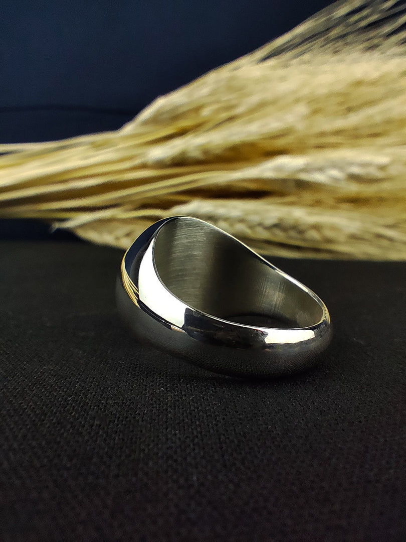 Custom engraved Memento Mori ring, offering a personalized experience for those who value individuality in their jewelry