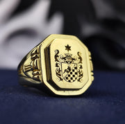 Personalized Men's Custom Coat of Arms Signet Ring with Family Crest