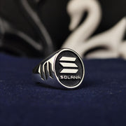 Custom silver Solana ring, blending elegance with digital finance innovation. This unique crypto jewelry piece is ideal for everyday wear or as a collector’s item.