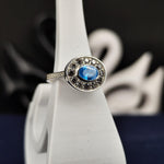 Load image into Gallery viewer, Sleek and sophisticated women’s stone ring, designed with elegance in mind. A versatile and timeless piece for special occasions or gifting.
