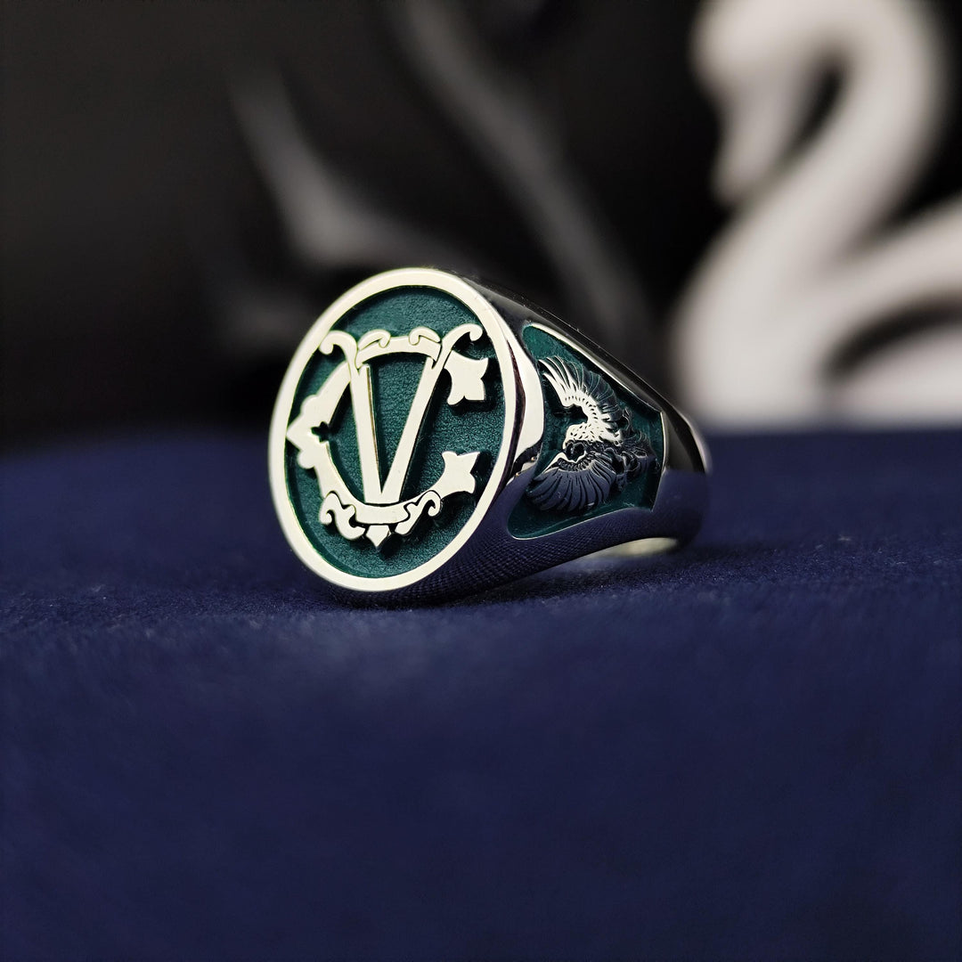 Celebrate love, family, or heritage with this personalized two-letter signet ring. Perfectly engraved with initials or surname details, this monogram jewelry piece is a thoughtful gift for men and women. Ideal for weddings, birthdays, or anniversaries, this elegant ring is a meaningful keepsake that adds style and sentiment to any outfit.