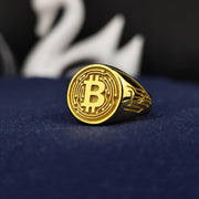 Elegant blockchain-inspired Bitcoin signet ring, offering a unique blend of style and symbolism. A must-have accessory for crypto traders and investors.