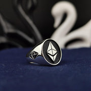 Elegant Ethereum signet ring in high-quality silver, offering a timeless look for crypto lovers. This stylish piece showcases your passion for blockchain technology and decentralized finance, making it ideal for everyday wear.