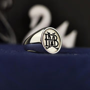 This personalized two-letter monogram ring is a stylish and meaningful accessory, crafted in silver or gold. Designed as a custom initial name signet ring, it makes a perfect gift for men and women. Whether as a unique letter ring, a custom name ring, or an elegant everyday piece, this handcrafted jewelry is ideal for birthdays, anniversaries, or special occasions. A timeless blend of personalization and elegance.