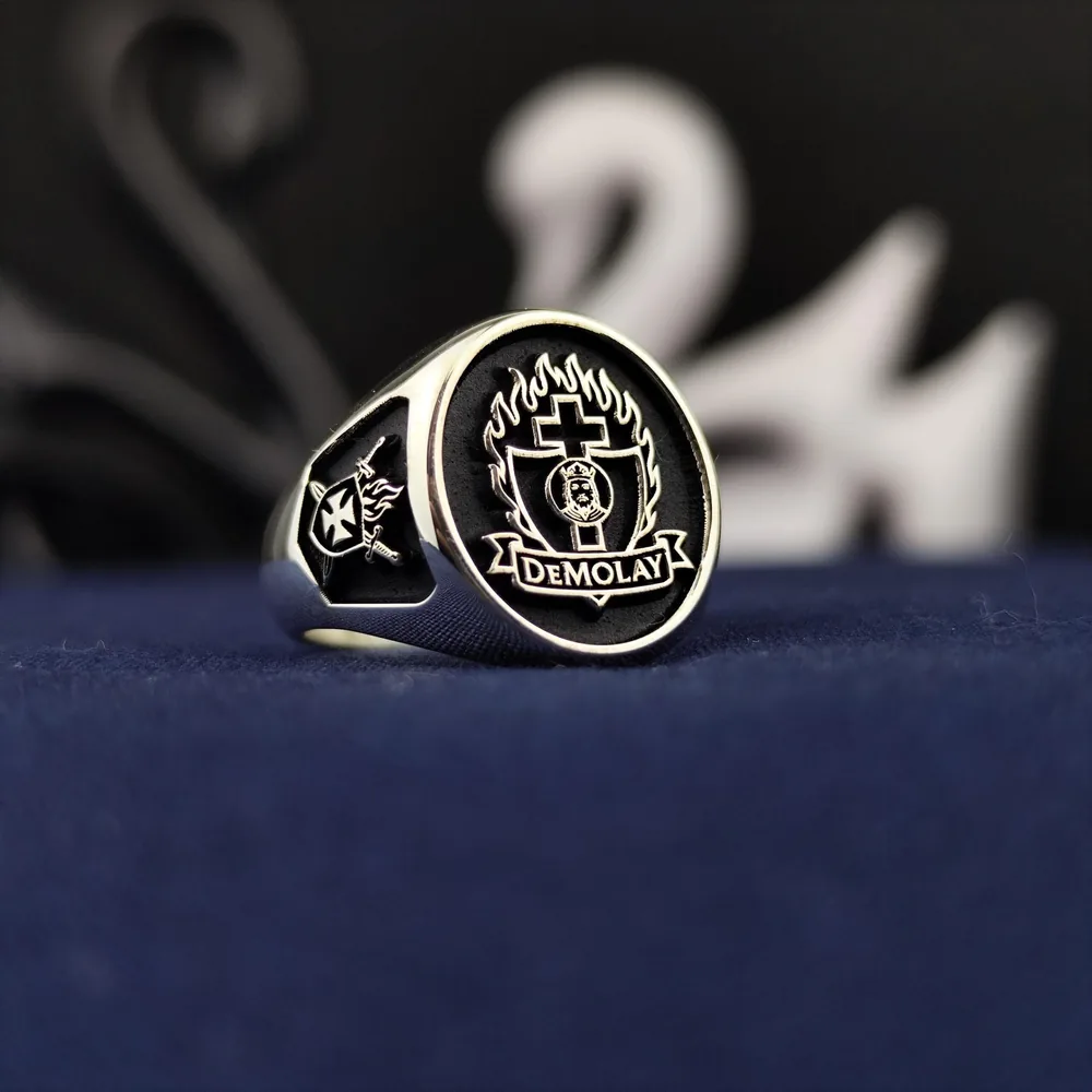 DeMolay Signet Ring – 925 Silver Masonic Youth Shield with Flame Crest