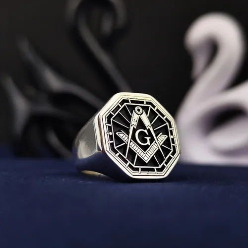 Handcrafted Silver Masonic Ring for Men – Master Mason Symbol Lodge Signet – Freemason Heritage Jewelry