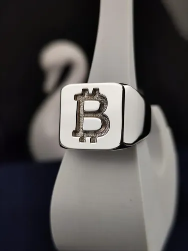 Square Bitcoin Ring - Custom Cryptocurrency Signet